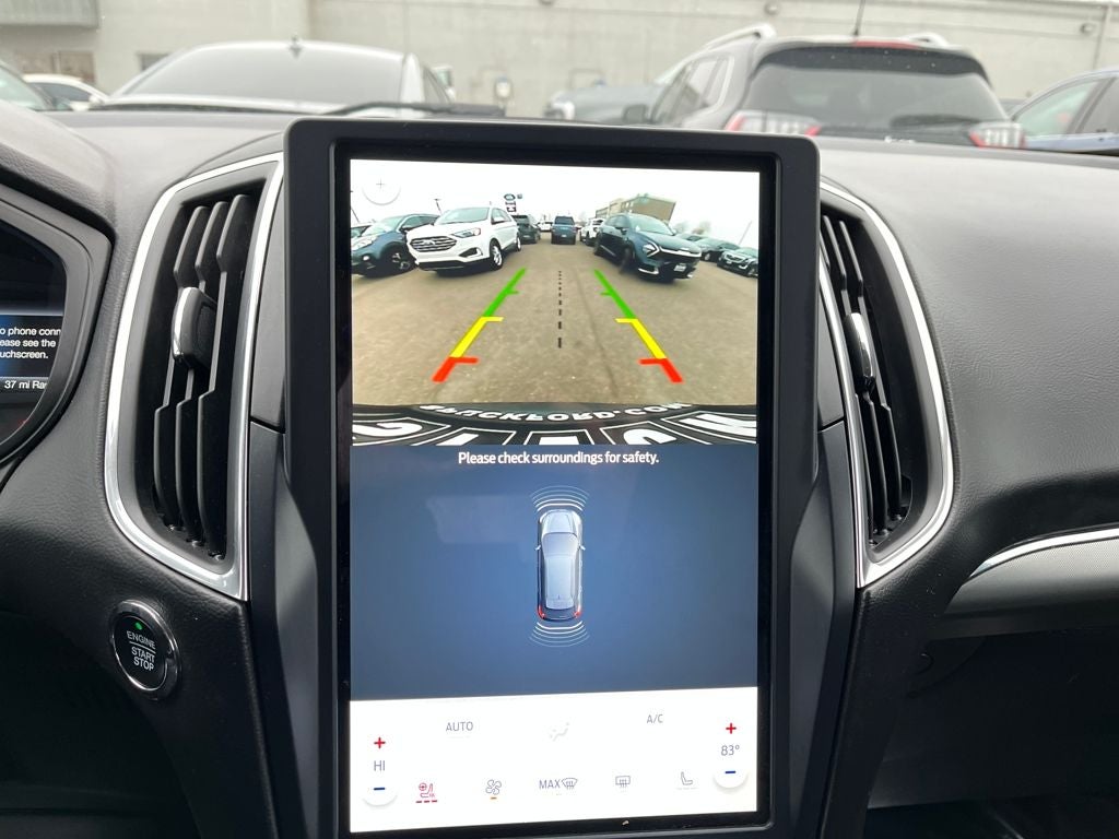 2023 Ford Edge Titanium