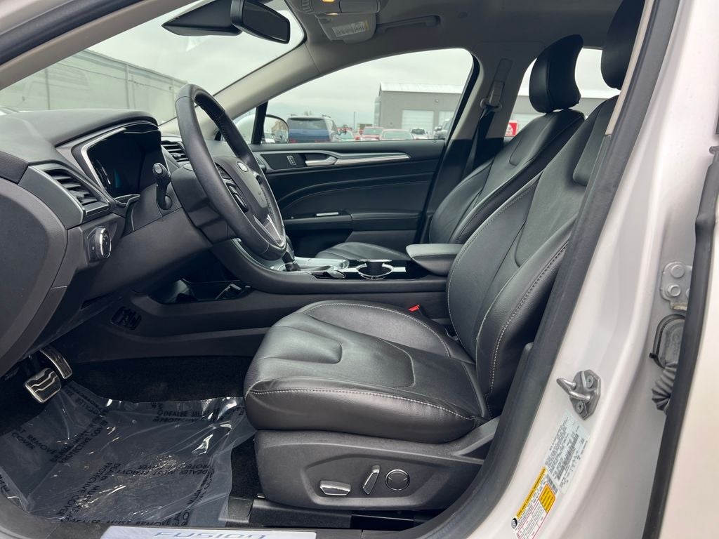 2016 Ford Fusion Hybrid Titanium