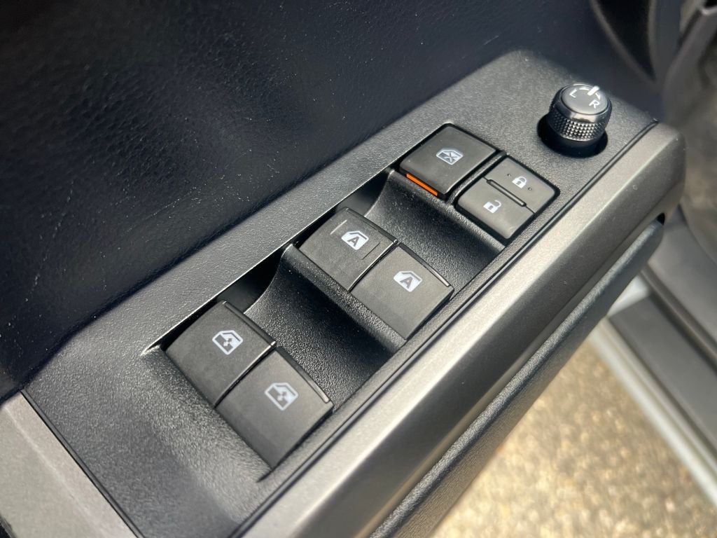 2019 Toyota Tacoma SR V6