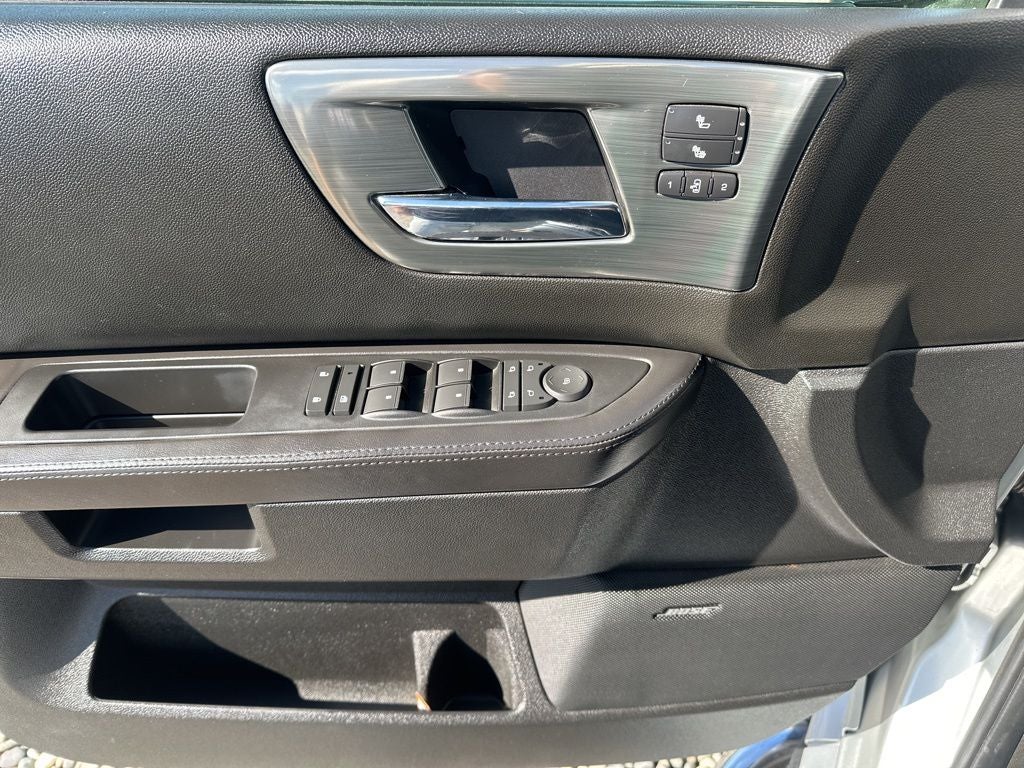 2009 Hummer Luxury Base